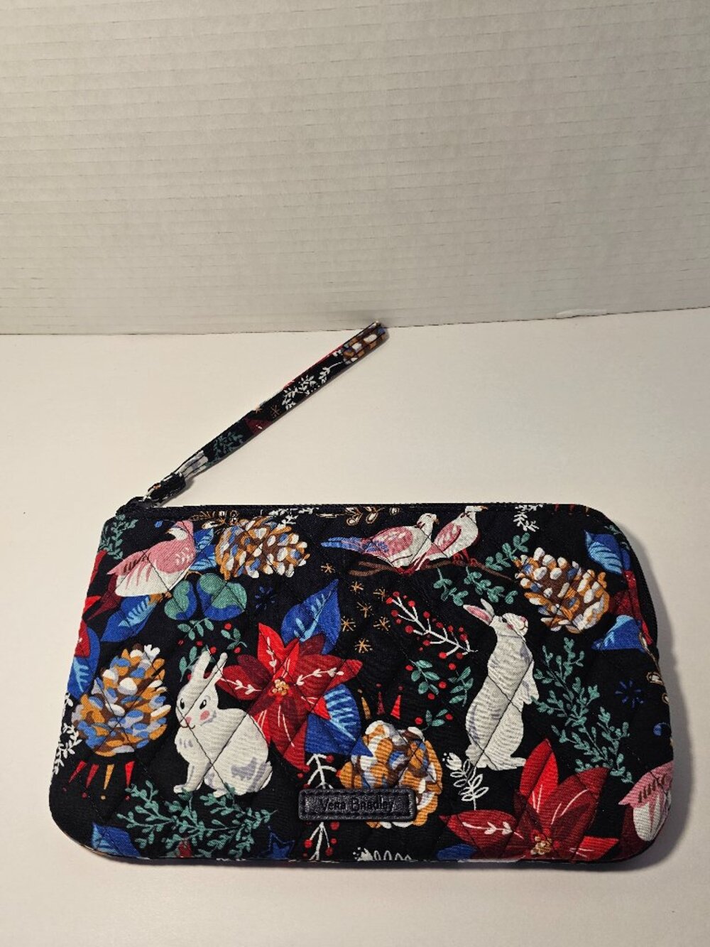 NWT Vera Bradley RFID All-Day Simple Wristlet Winter Forest Wallet Black Flowers